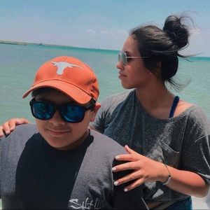 Meet your Posher, Bella